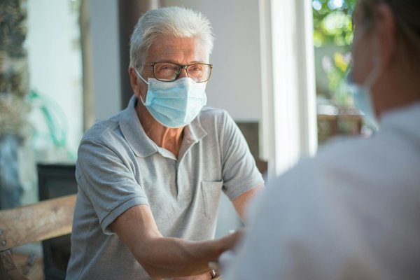 Quels sont les bienfaits des repas en famille pour les seniors ?